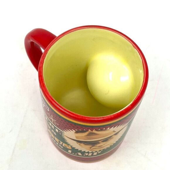 Fra-gee-lay A Christmas Story mug features a spinning Leg Lamp - Picture 3 of 5